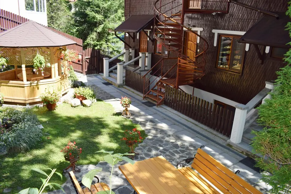 Pensiunea Maria Sinaia — vedere principală a proprietății